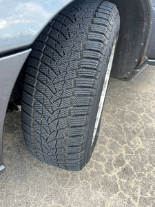 Volvo V70 2005 (13 фото из 15)