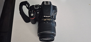 Nikon D3200 (2 фото из 6)