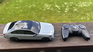 BMW i5 puldiauto (2 foto / 4)