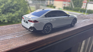 BMW i5 puldiauto (4 foto / 4)