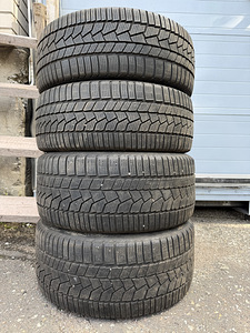 225/45/18 ja 255/40/18 Continental m+s (1 foto / 7)