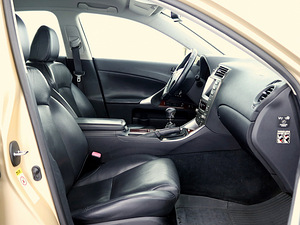 Lexus IS 220 Luxury 2.2 D 130kW (6 foto / 7)