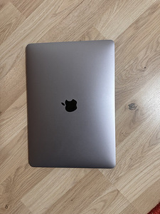 MacBook Air 13″ (2020), 512 GB (2 foto / 2)