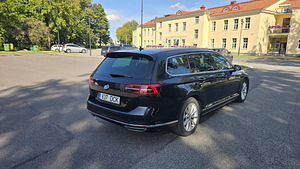 Volkswagen Passat R-Line 2.0 140 kW (4 foto / 15)