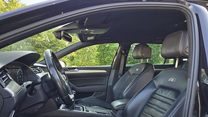 Volkswagen Passat R-Line 2.0 140 kW (10 foto / 15)