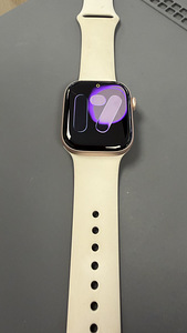 Apple Watch 11 LTE 42Mm rose gold v heas korras (3 foto / 5)