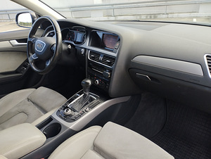 Audi A4 (8 foto / 10)