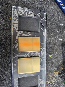 Zippo (2 foto / 3)