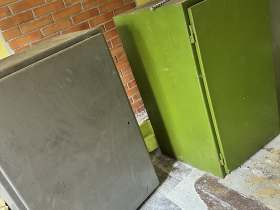 Retro suur metallkapp