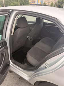 Volkswagen Jetta 2007 (7 foto / 9)
