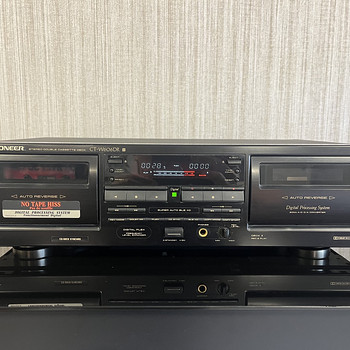 Pioneer CT-W 606 DR стереофоническая двухкассетная дека