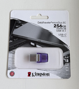 Kingston 256GB DataTraveler MicroDuo 3C USB Flash Drive (1 фото из 2)