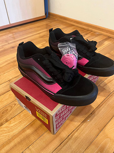 Новые тапочки Vans 42.5 (1 фото из 1)