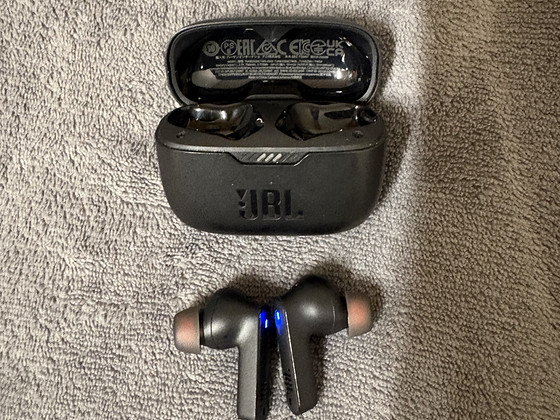 JBL Tune 230NC TWS