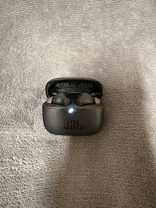 JBL Tune 230NC TWS (3 фото из 3)