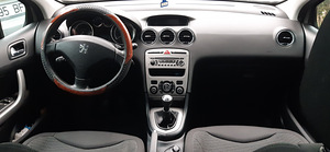 Peugeot 308 1.6 88 kW. 2011 a. (7 foto / 14)