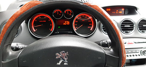Peugeot 308 1.6 88 kW. 2011 a. (8 foto / 14)