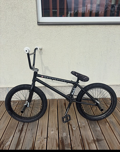 Division Brookside BMX — vähe kasutatud, uued osad (1 foto / 5)
