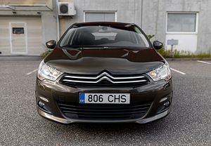 Citroen C4 дизель автомат (2 фото из 15)