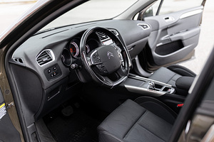 Citroen C4 дизель автомат (13 фото из 15)