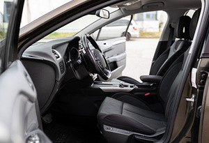 Citroen C4 дизель автомат (14 фото из 15)