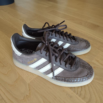 Adidas tossid