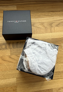 Новые часы Tommy Hilfiger (3 фото из 8)