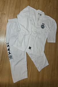 Taekwondo ITF dobok Daedo, suurus 160 (1 foto / 3)