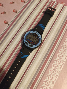 Väga heas korras retro elektrooniline käekell (4 foto / 5)