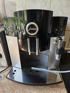 JURA C90 Espressomasin (1 foto / 2)
