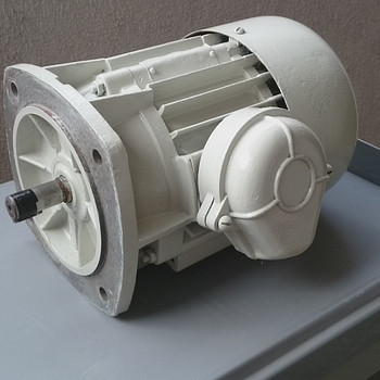 Эл. мотор 3- 220/380в. 800вт.