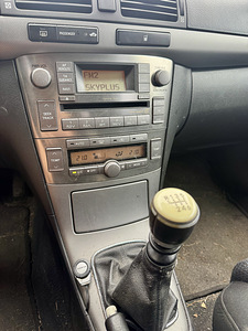 Toyota Avensis Facelift D-4D 2.0 93kW (7 foto / 8)