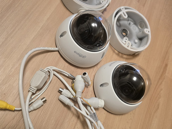 Dahua 8MP IP купольная камера WizSense POE