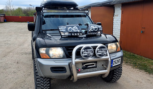 Mitsubishi pajero (10 foto / 15)