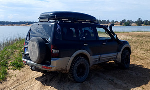 Mitsubishi pajero (12 foto / 15)