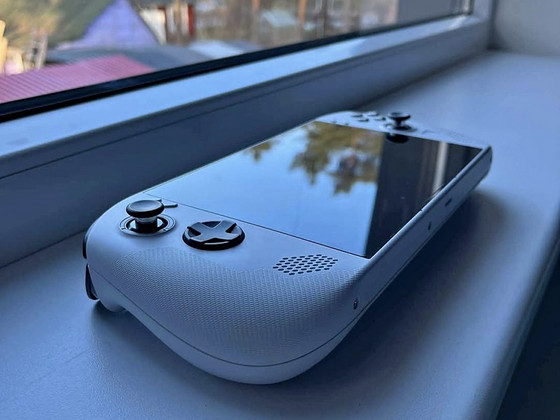 Lenovo Legion Go S 8” Windows
