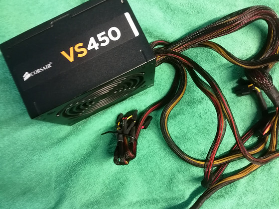 Toiteplokk Corsair VS450