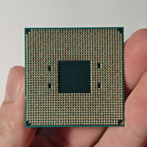 AMD Ryzen 5 5600G 6C/12T Vega 7 — идеальное состояние (2 фото из 4)