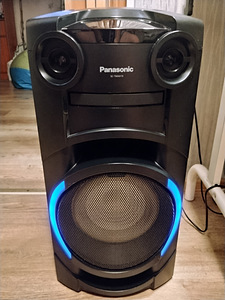 Мощная аудиосистема Panasonic SC-TMAX10 (Bluetooth, Караоке) (3 фото из 3)