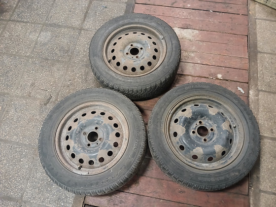 Dacia Logani veljed