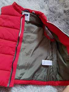 Продам жилетку детскую (2 фото из 2)