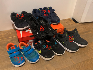 Детские кроссовки Nike (1 фото из 1)