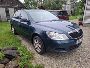 Skoda Oktavia 2012 г. (5 фото из 6)