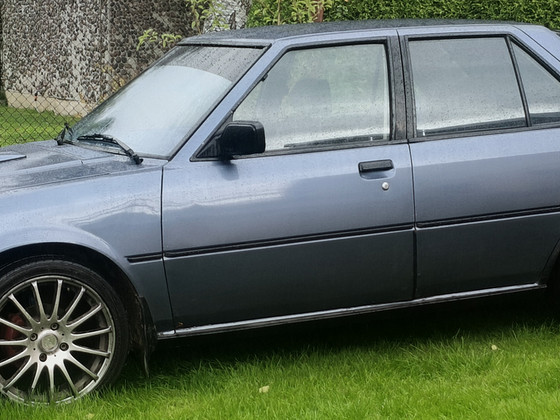 Mitsubishi Tredia TURBO