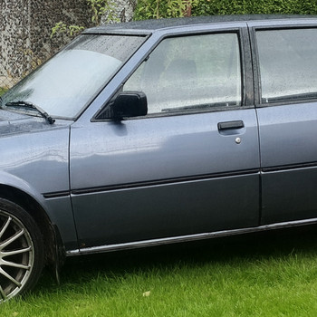 Mitsubishi Tredia TURBO
