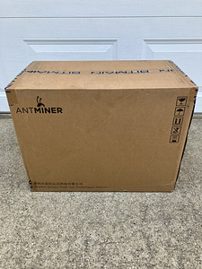 Bitmain Antminer S19XP 134TH/S Bitcoin-майнер новый (2 фото из 4)