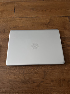 HP 14-cm0036no laptop (1 foto / 3)