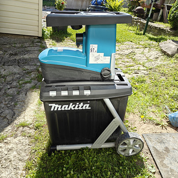 Oksapurustaja makita UD 2500
