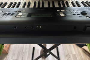 Yamaha PSR e-373 (3 foto / 5)