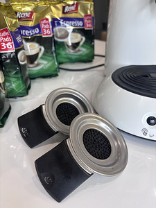 Philips Senseo Original кофемашина + кофейные чалды (3 фото из 6)